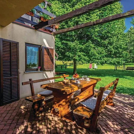Vakantiehuis 4 Bedroom Awesome In Breze
