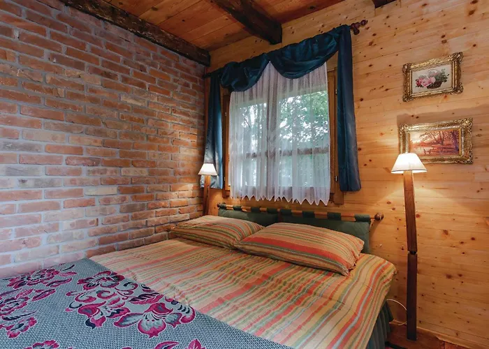 Prázdninový dům 4 Bedroom Awesome In