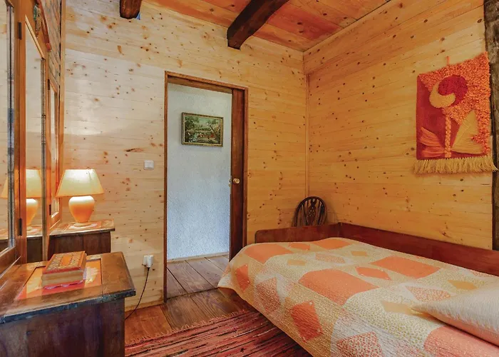 4 Bedroom Awesome In