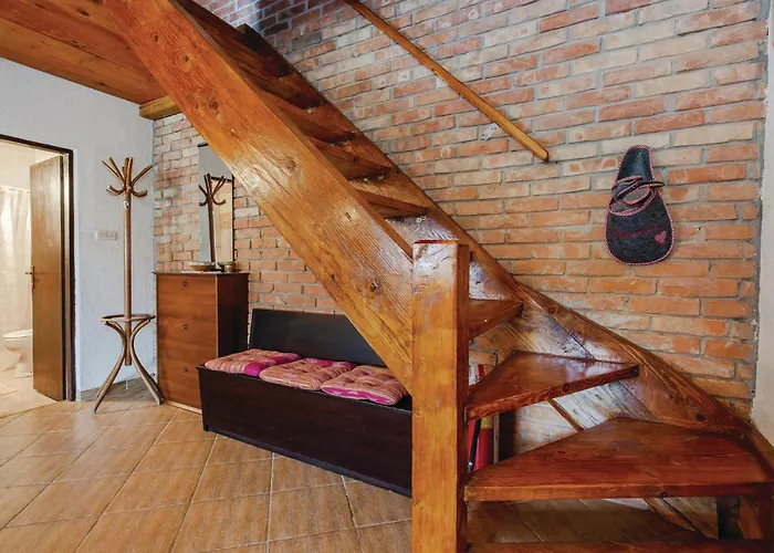 4 Bedroom Awesome In