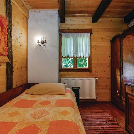 4 Bedroom Awesome In