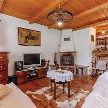Holiday home 4 Bedroom Awesome In Breze