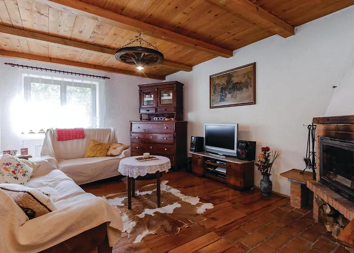 4 Bedroom Awesome In *