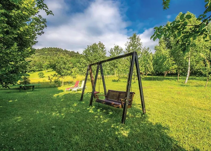 4 Bedroom Awesome In Σπίτι διακοπών *